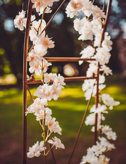 Rózsaszín cseresznyevirág füzér 1,80 m esküvői dekoráció