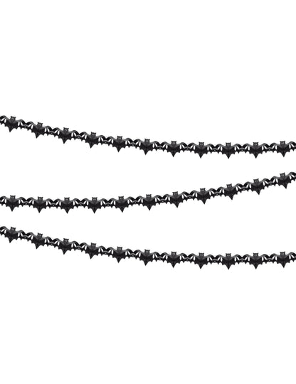 Détail des motifs suspendus de la guirlande en papier chauve-souris