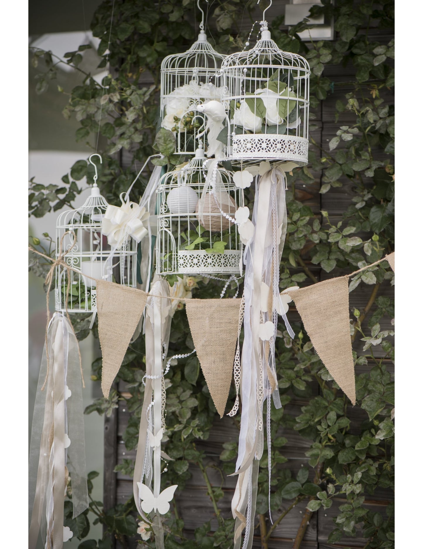 Mise en situation de la guirlande fanions mariage champêtre