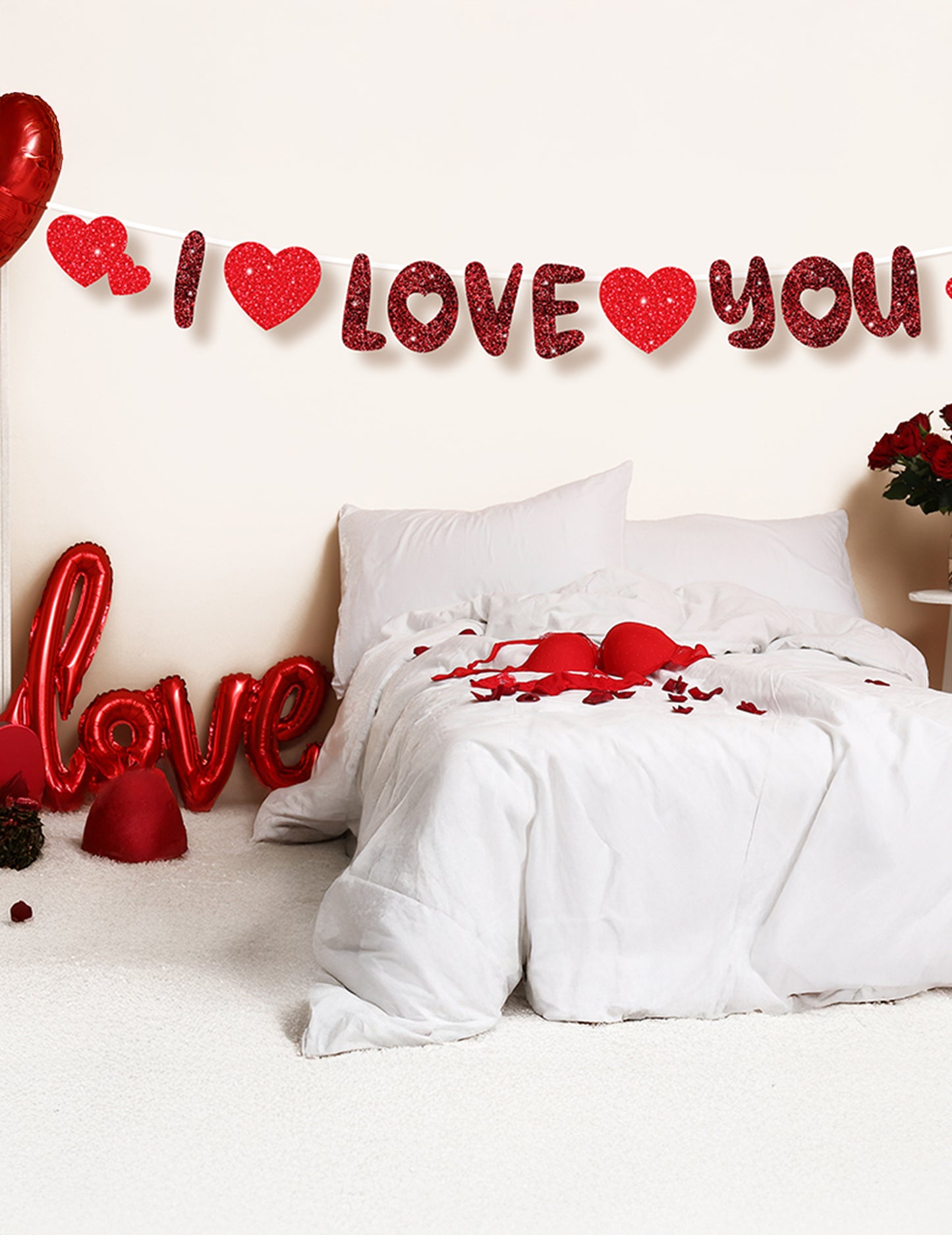 Karton szív alakú füzér "Szeretlek" 3m