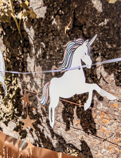 Pasztell unikornis girland arany csillagokkal, 2m, születésnapra