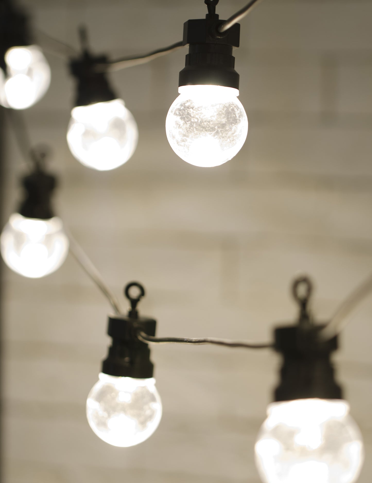 Fekete LED guinguette fényfüzér 5 m
