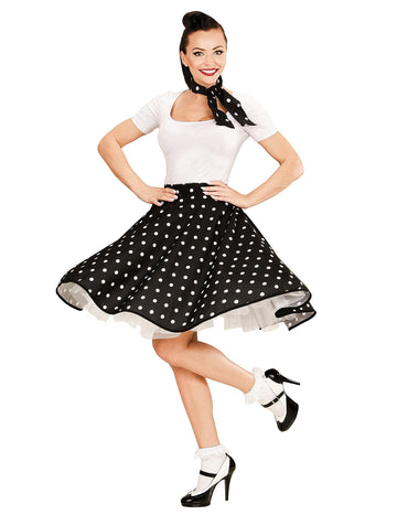 Fekete szoknya és sál az 1950 -es évek nő számára