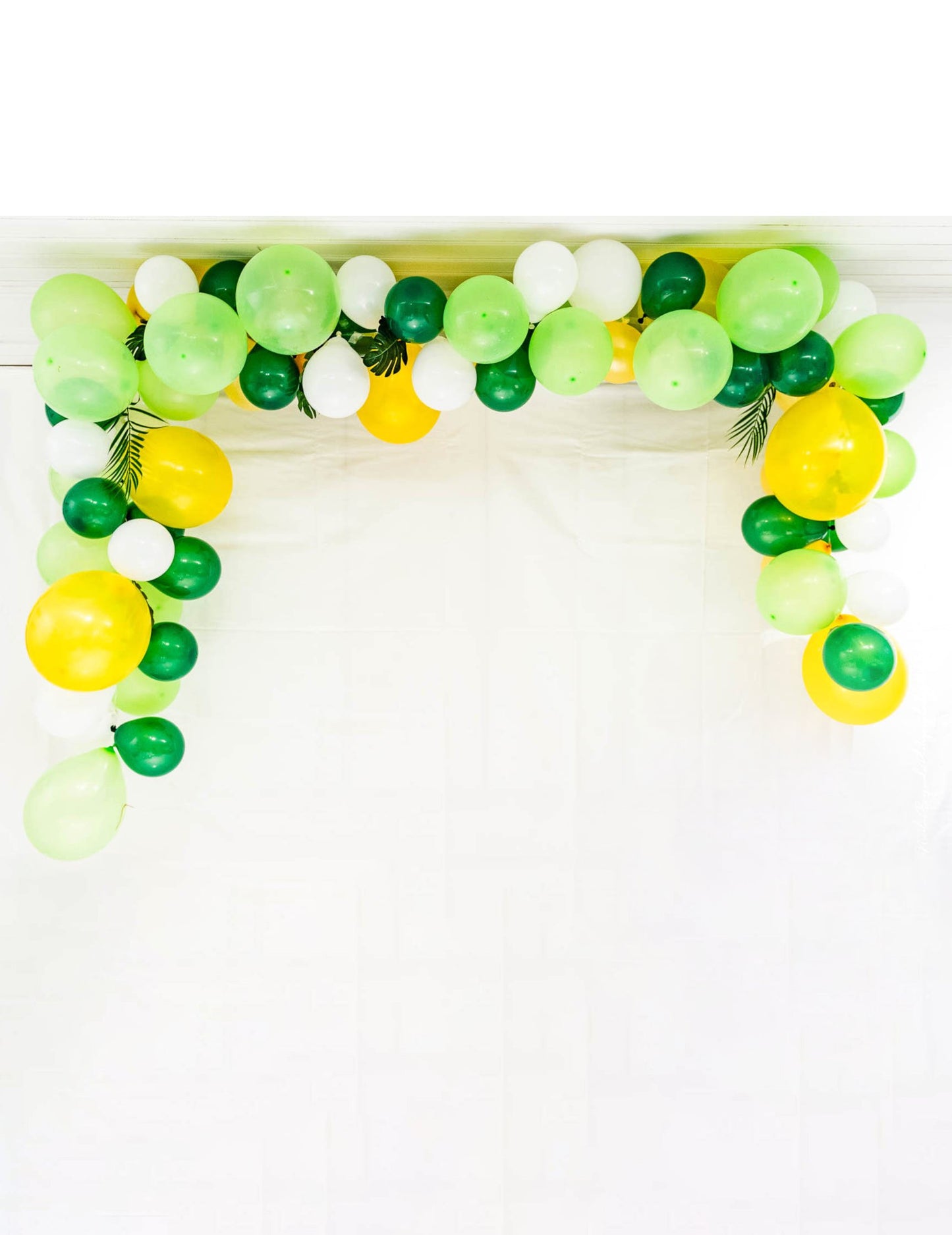 Trópusi lufi és dzsungel levélív készlet (70 lufi)