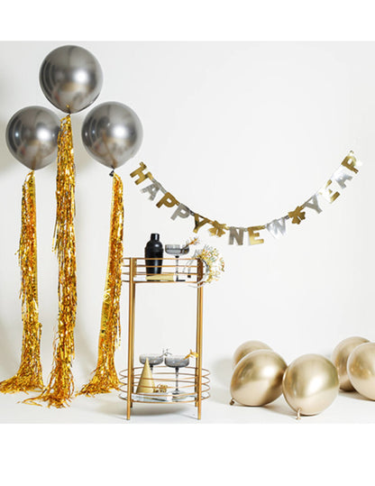 Arany és ezüst kotillon készlet 27 darab