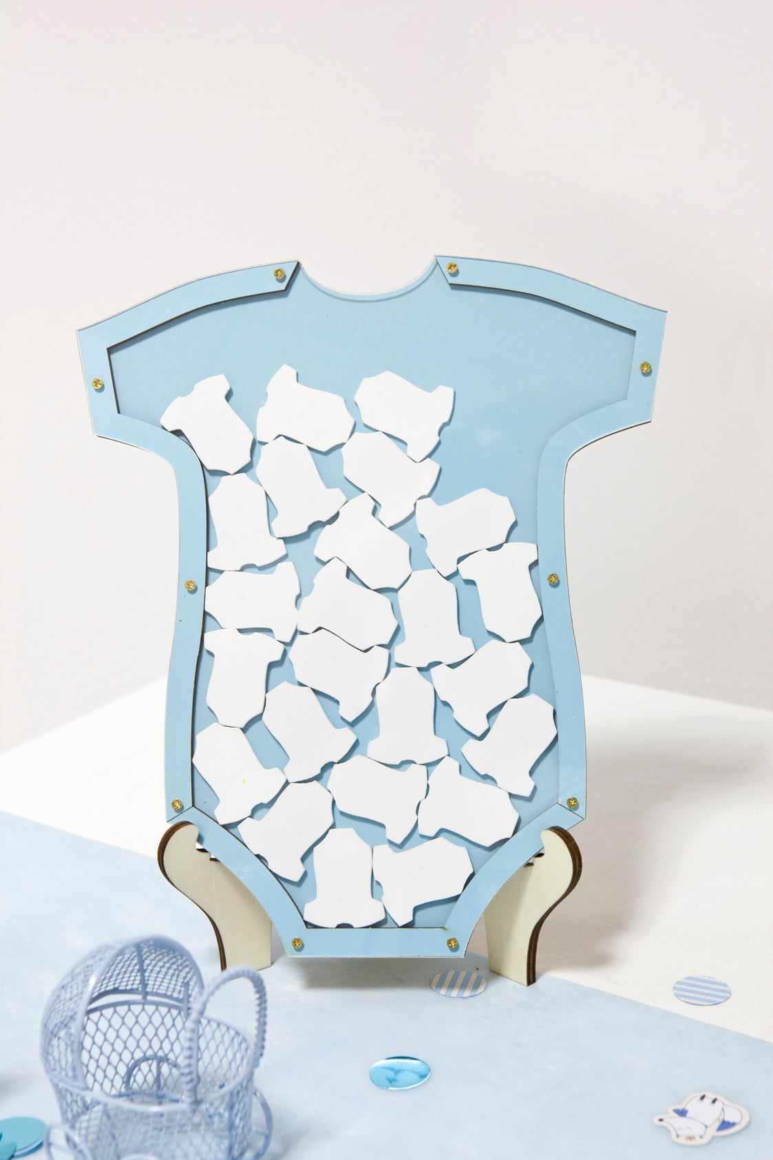 24 darabos, kék színű, test alakú fa vendégkönyvkeret