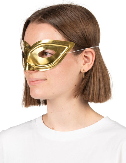 Felnőtt fényes aranyfarkas