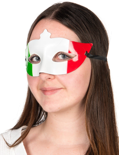 Frontal nézet az Olaszország Maszk-ról