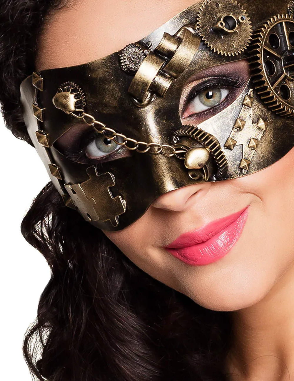Közelkép a steampunk farkas fogaskerekeiről és láncáról