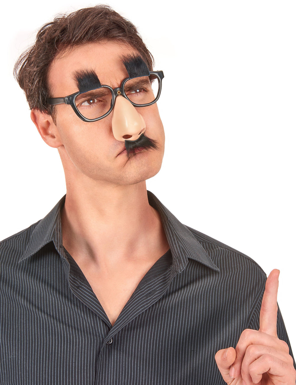Vue de face portée de la lunette nez et moustache