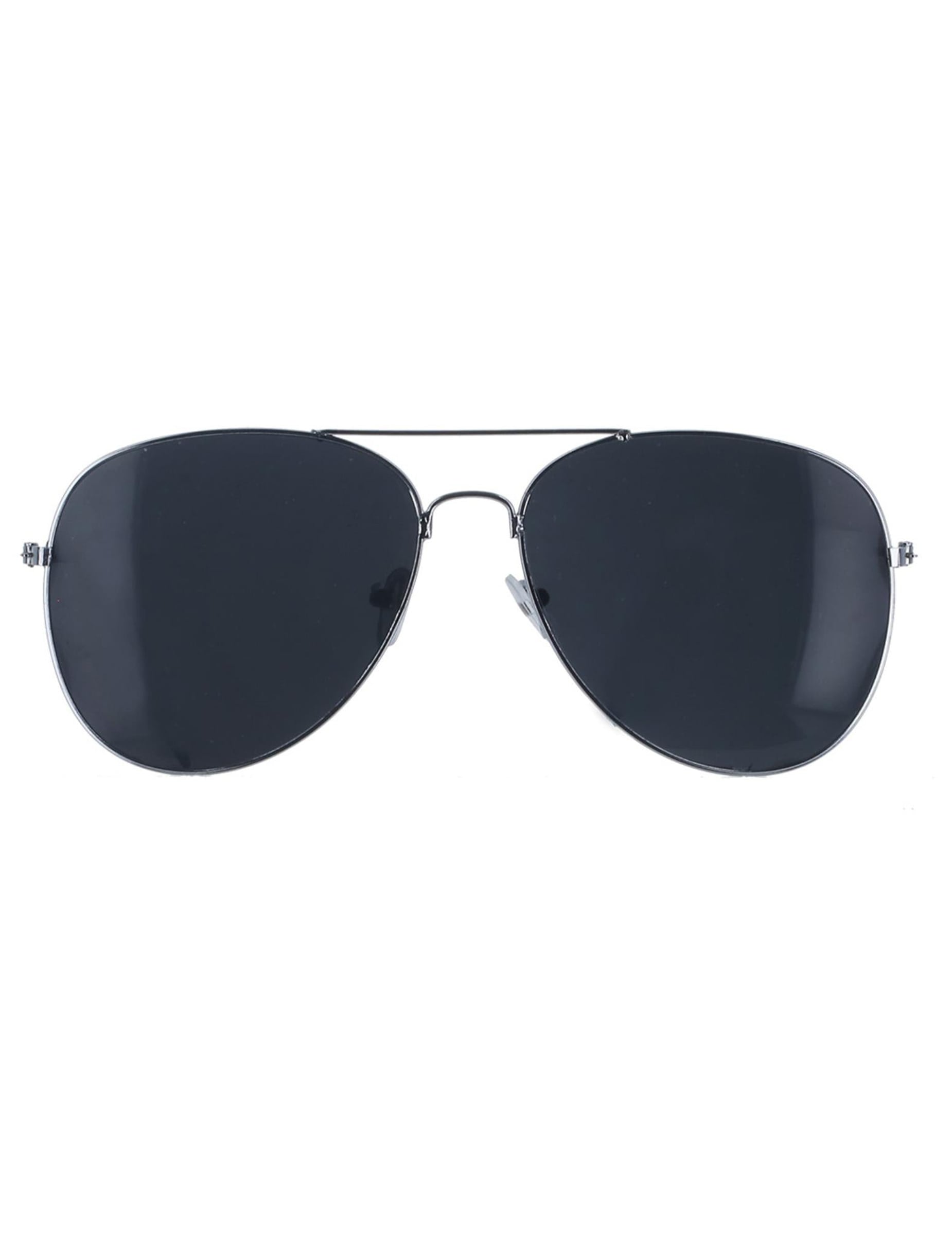 Gros plan sur les verres des lunettes d'aviateur pour adulte