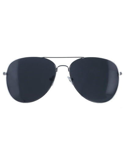 Gros plan sur les verres des lunettes d'aviateur pour adulte