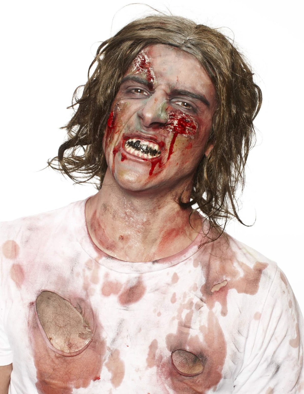 Elölnézetből látható a felnőtt fehér folyékony latex sminkek zombik karaktere