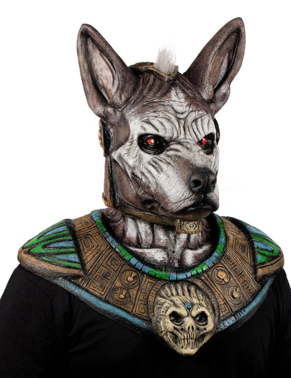 Vue de trois-quarts du masque intégral monstre à tête de chien pour adulte