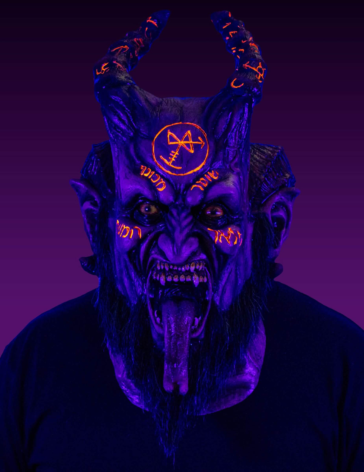Effet fluorescent sous lumière noire du masque intégral monstre de l'apocalypse pour adulte