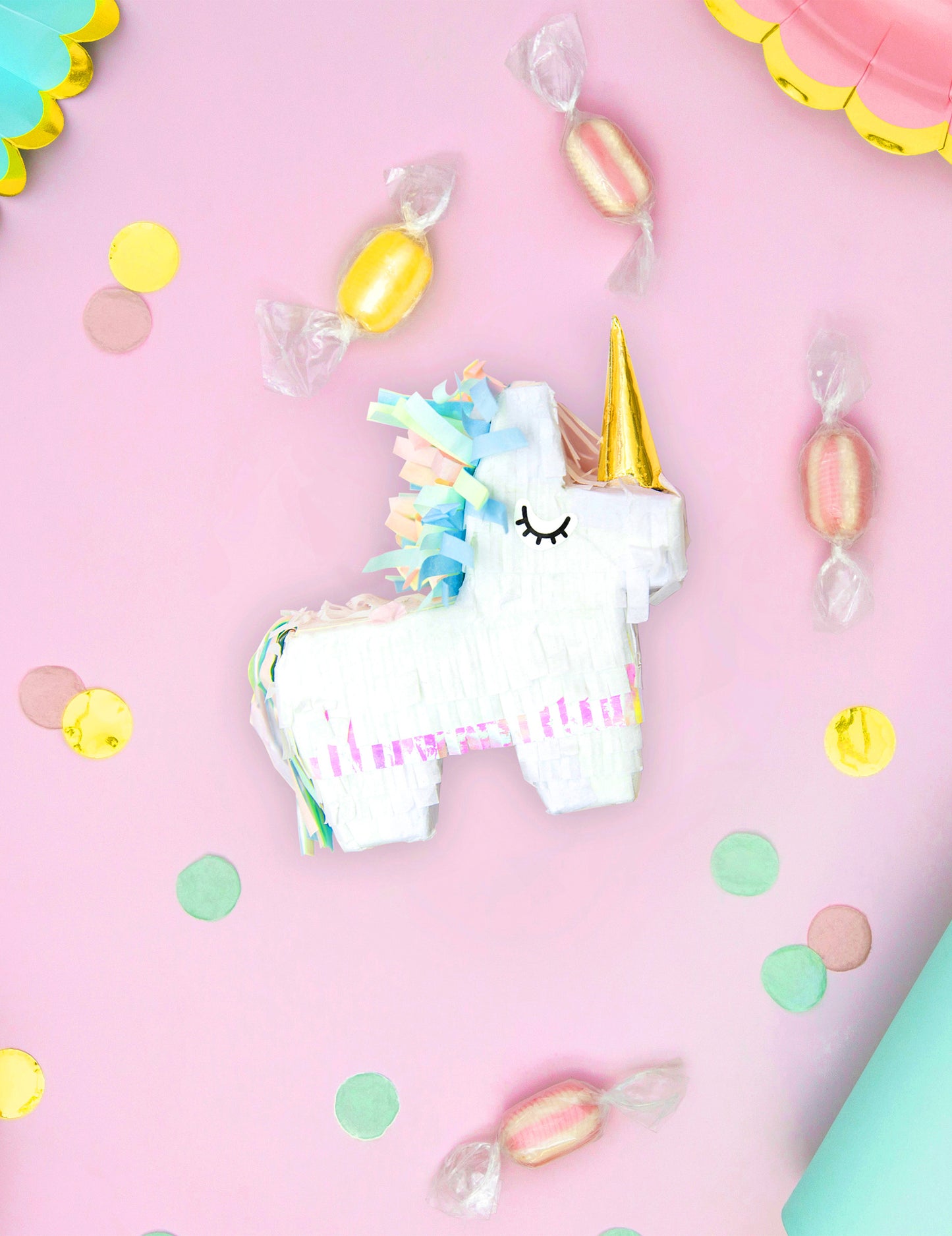 Mini piñata fehér egyszarvú 8 x 2,5 cm