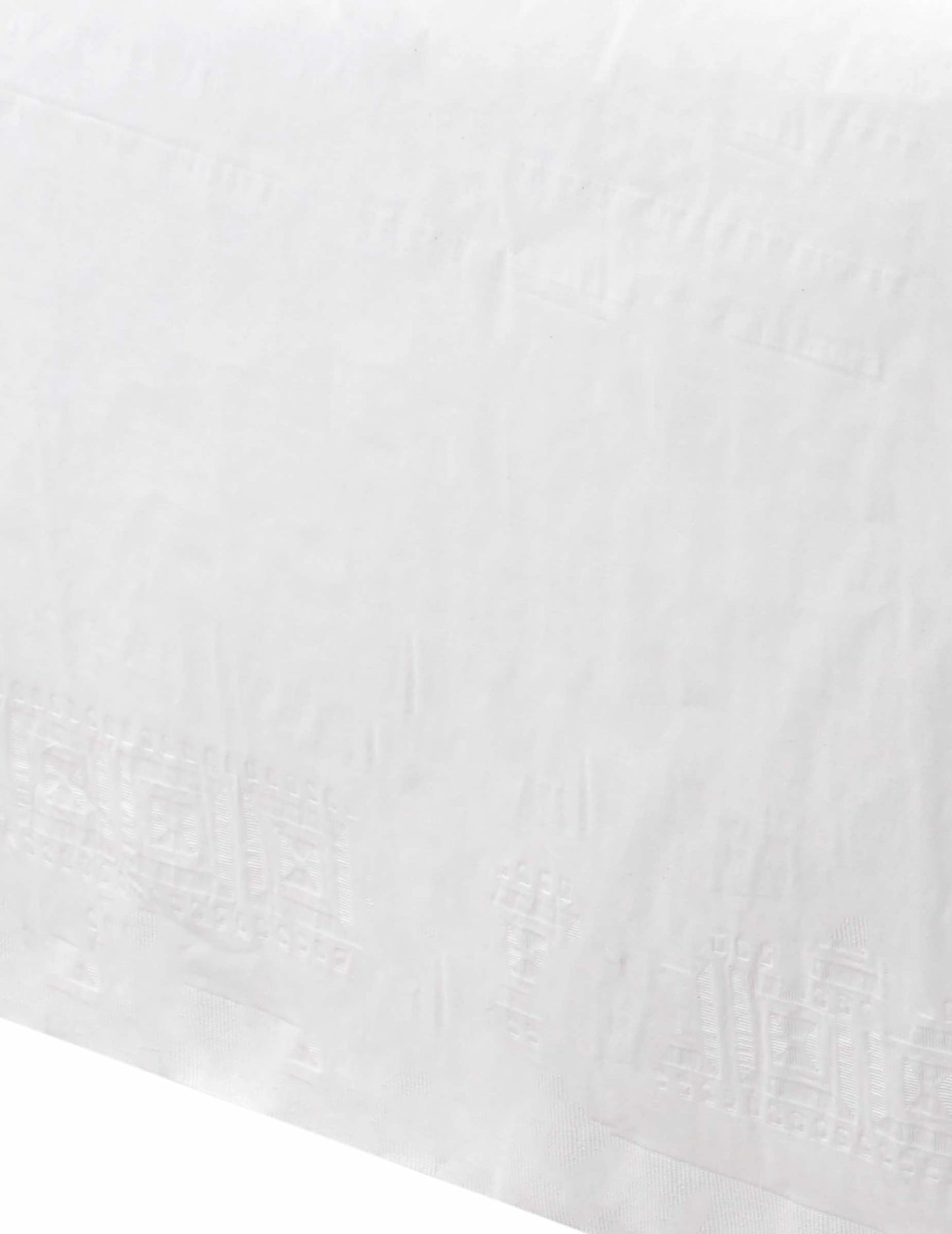 Fehér terítő duplázott papírban 137 x 274 cm