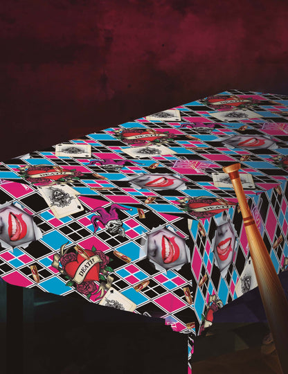 NAPPE Veszélyes lány PVC 137 x 274 cm