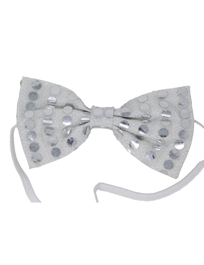 Az ezüst flitteres csokornyakkendő felnőtteknek tartó gumis részlete