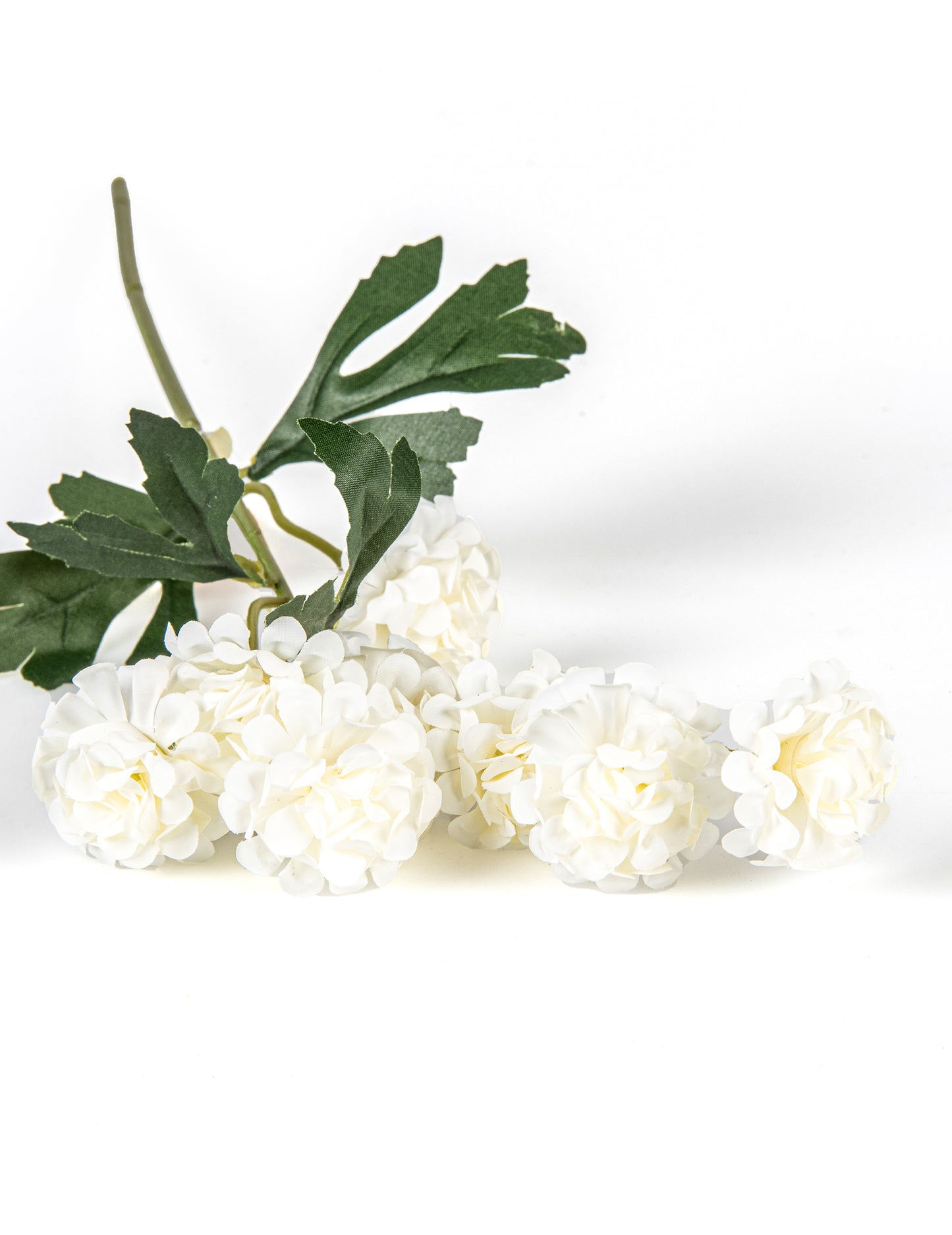 Műfehér szegfű száron 42 cm csokorhoz