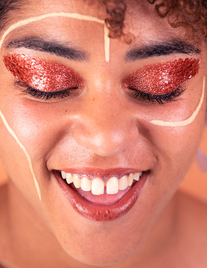 Biológiailag lebontható csillogás gravírozott a téglába - ha a csillogás