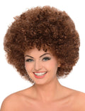 Barna és gesztenyebarna parókák