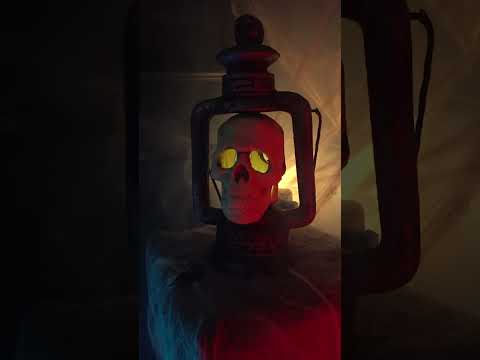 Lanterne crâne lumineuse 35 cm Halloween