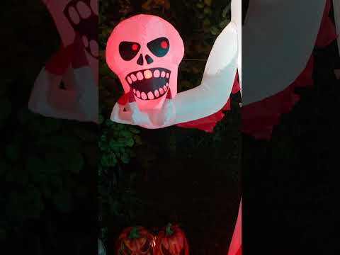 Décoration Gonflable Fantôme Lumineux 270 cm