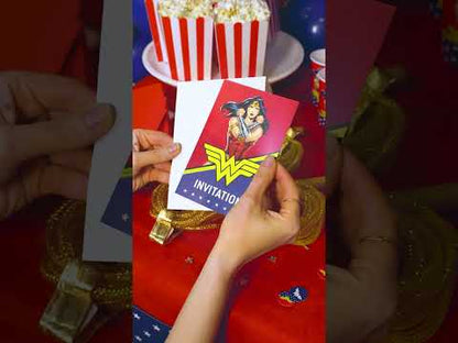 8 db Wonder Woman™ meghívókártya borítékokkal, 10x16 cm