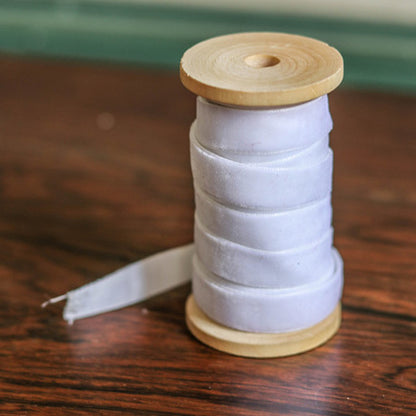 Fehér bársonyszalag 13 mm x 5 m díszítéshez