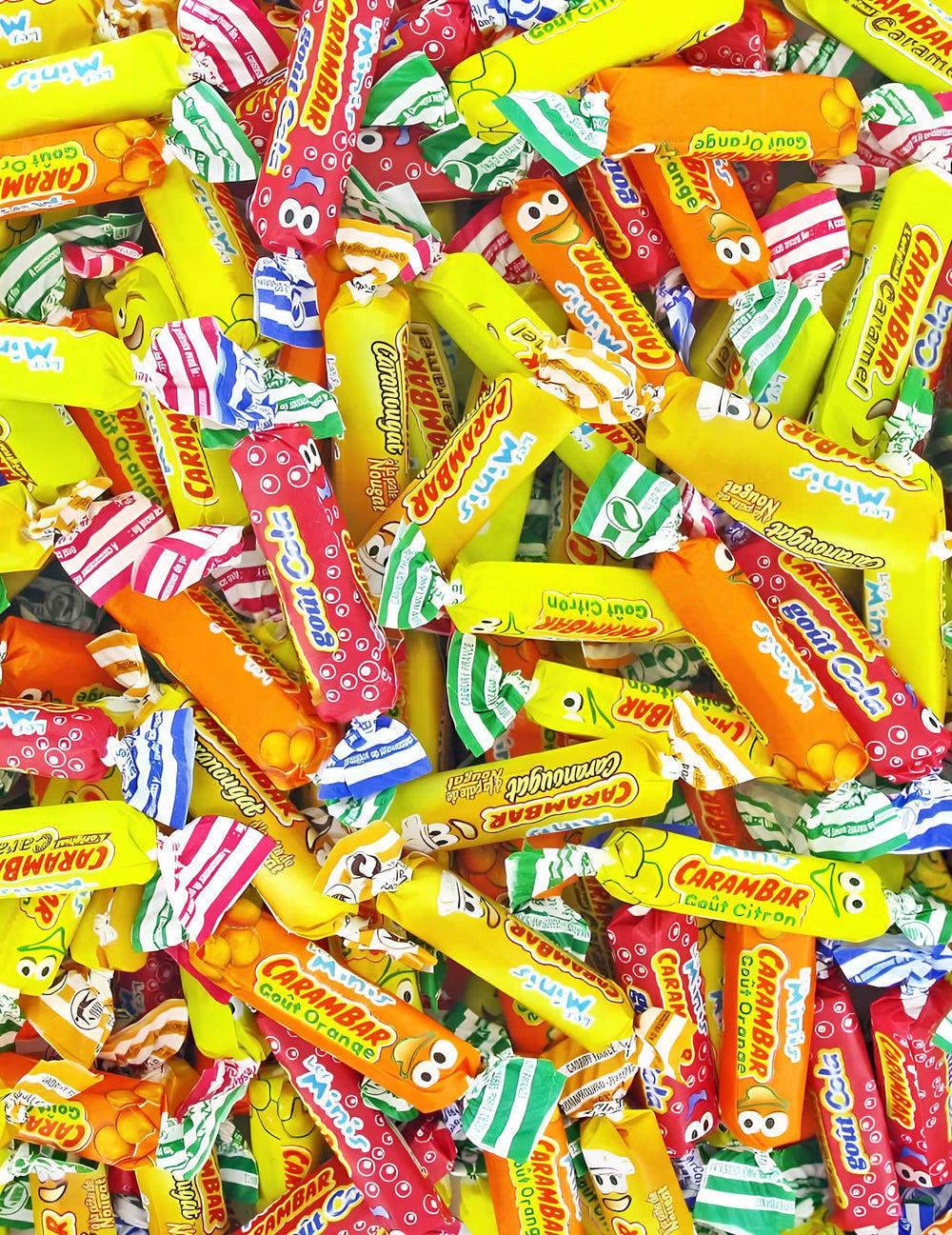 Közelkép a Sachet mini Carambar Minis Mix cukorkákra