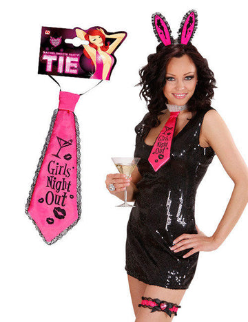 Rózsaszín nyakkendő temetkezési fiatal felnőtt lány