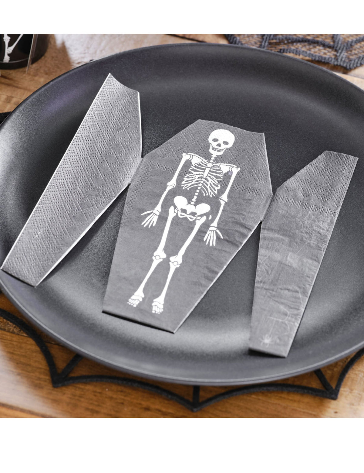 Serviettes en papier cercueil squelette pour Halloween noir et blanc