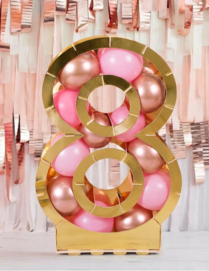 Version chiffre 8 de la structure chiffre doré pour ballons en carton