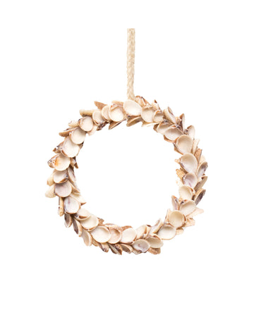 Függő fehér kagylókoszorú 12 cm Tengerészeti dekoráció