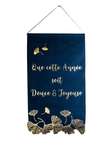 Boldog Új Évet Ginkgo len sötétkék és arany sikkes függeszték 51,5 x 88 cm