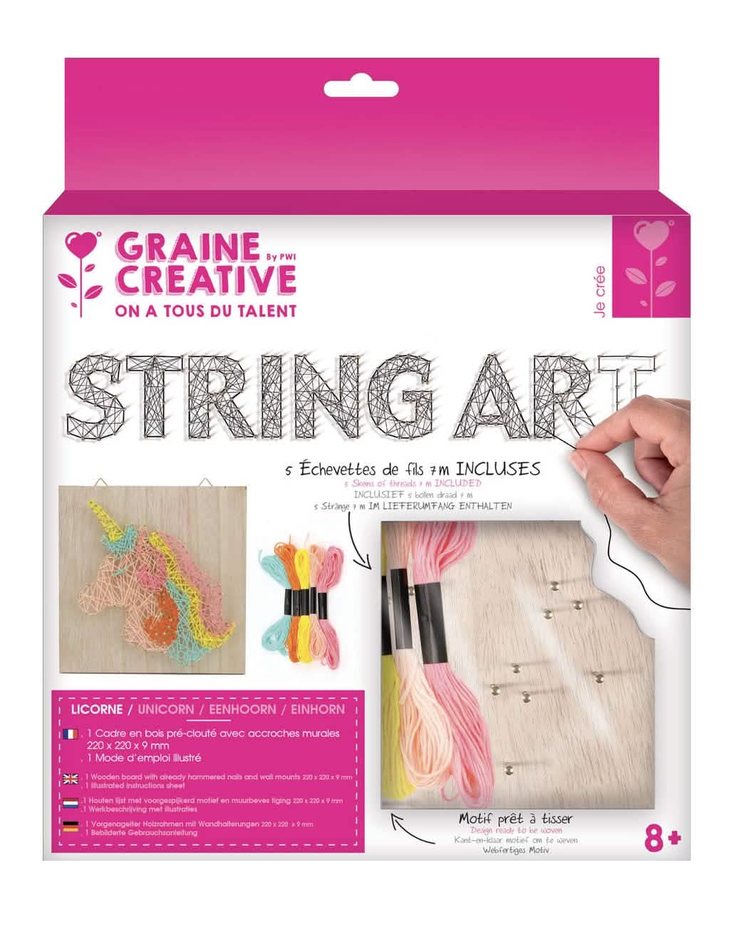 A doboz és a tartalom nézete a kreatív fa string art készletből egyszarvúakkal