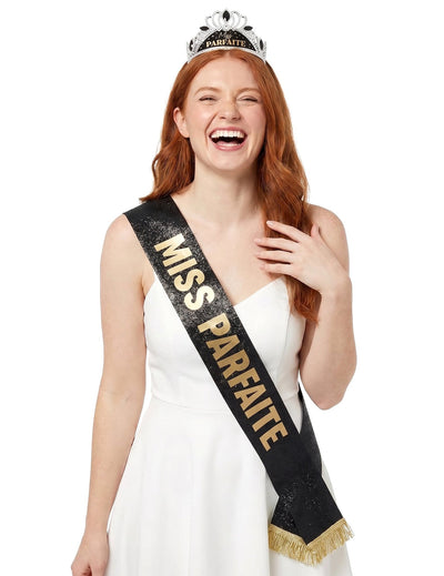 Tökéletes szett: sál és tiara