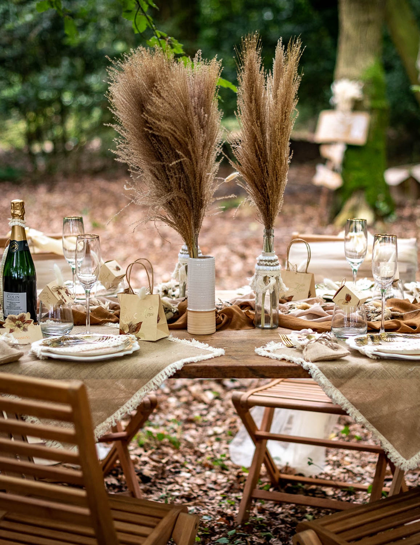 Bézs színű, foltos és homokszínű váza 19 cm kerámiai