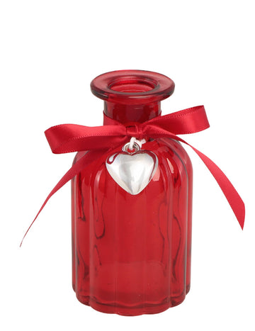 Piros üveg váza szív alakú szalaggal, 10,5 cm 